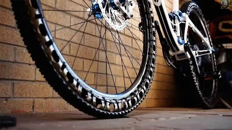 places to buy bike tires
