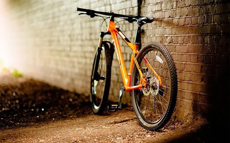 Best Mountain Bikes Under 2000 Dollars - Reviews with Buying Guide - Compressed