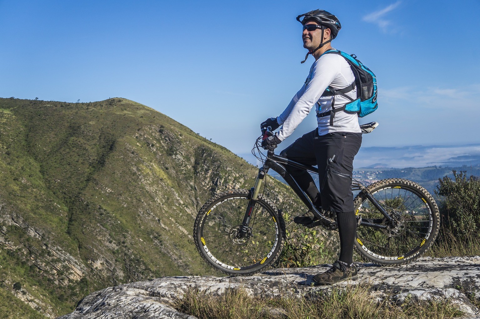 mountain biking equipment for beginners