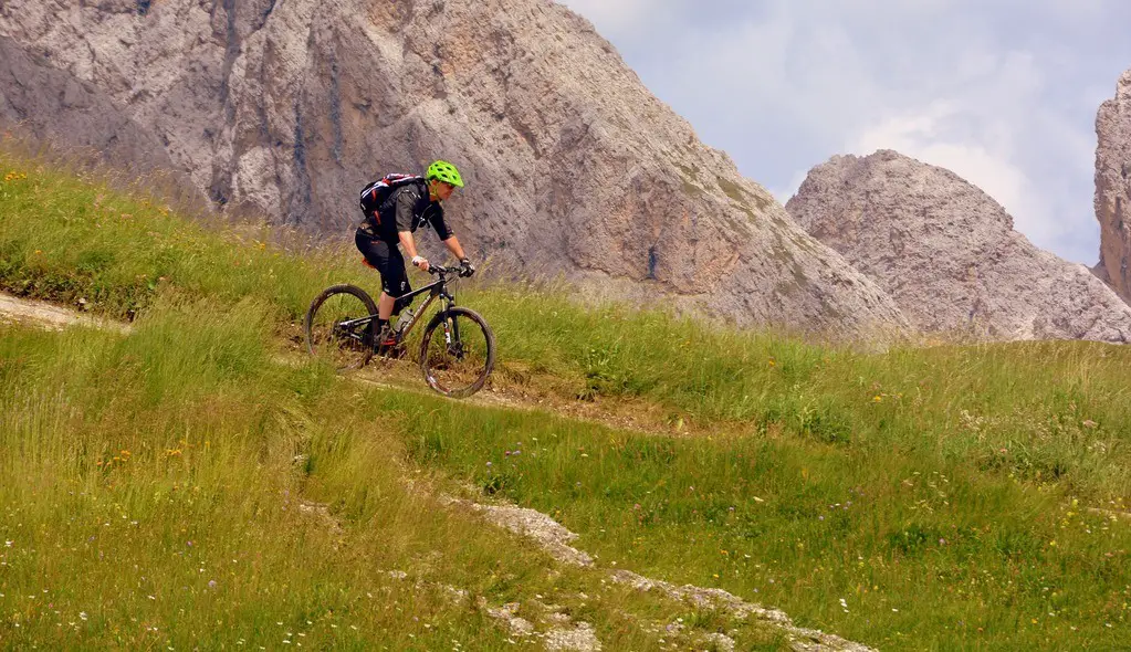 Must Have Mountain Bike Accessories | Mountain Bicycle Lab