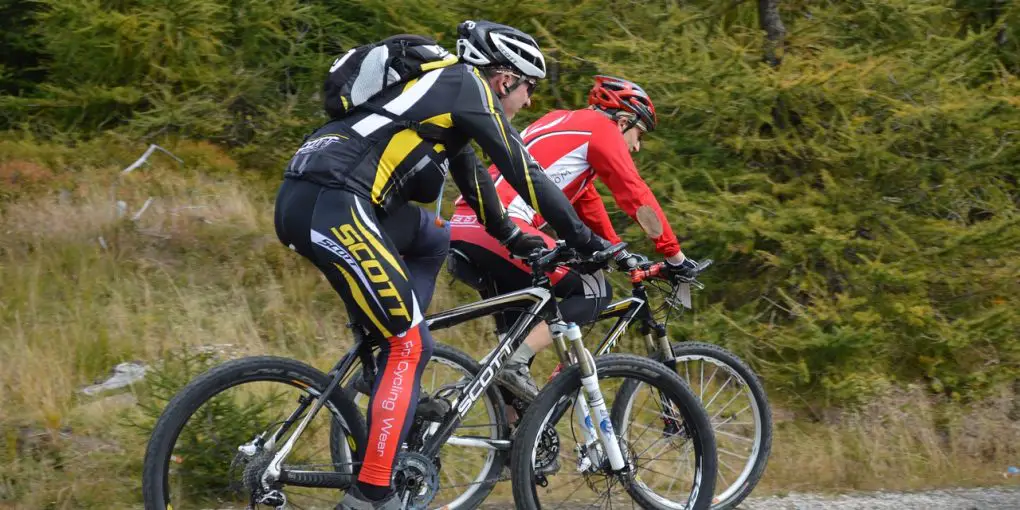 The Right Mountain Bike Clothing Can Make a Lot of Difference