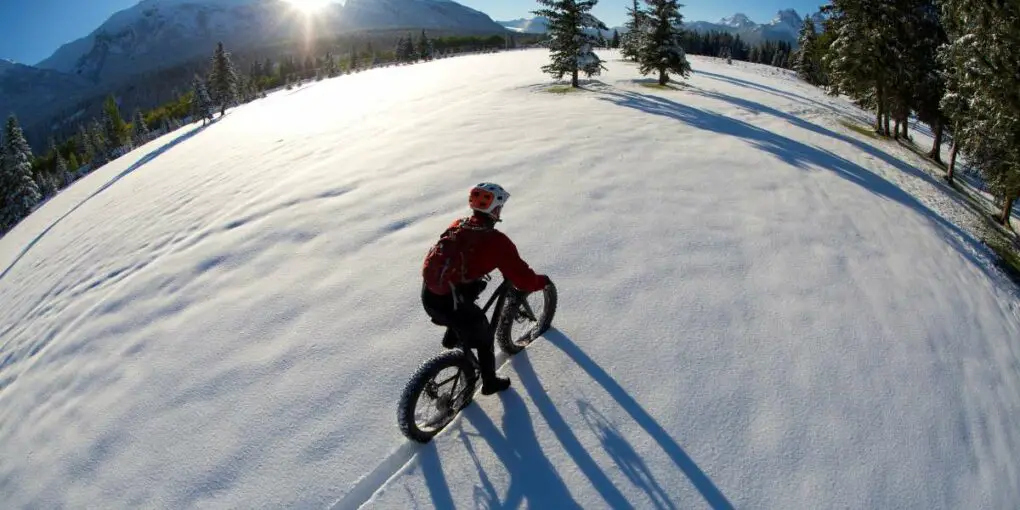 Are mountain bikes good for snow?